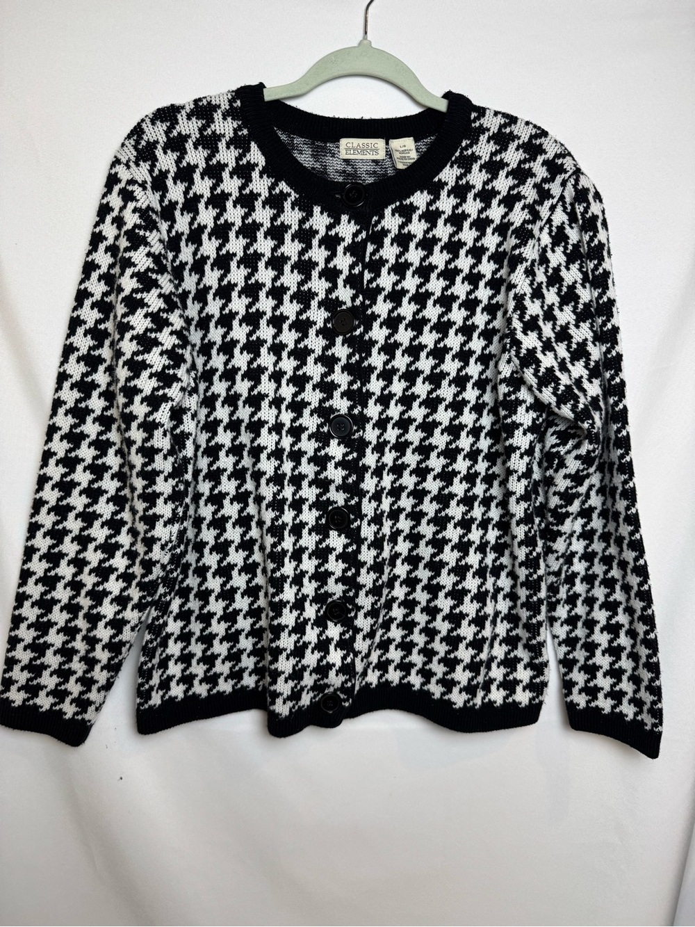 Classic Elements Black & White Houndstooth Button-Front Sweater LG
